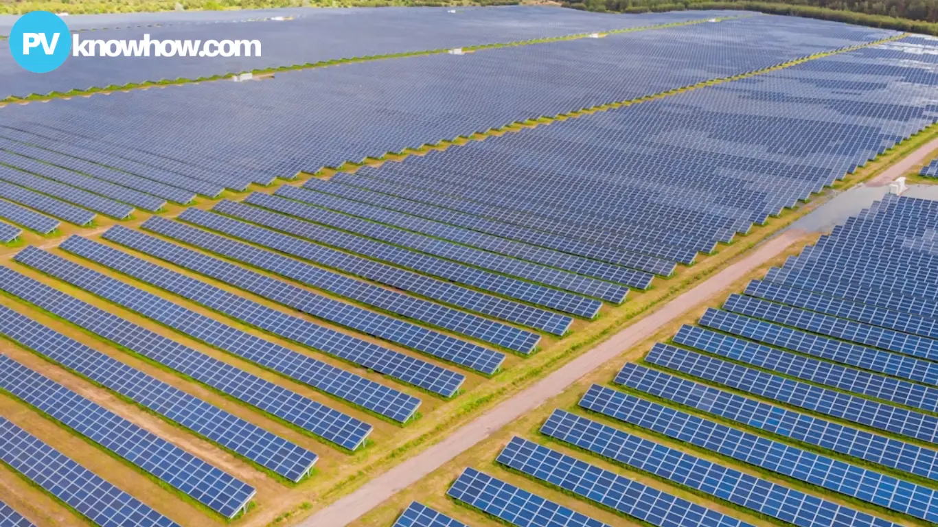 utility-scale-solar-installations utility-scale solar installations